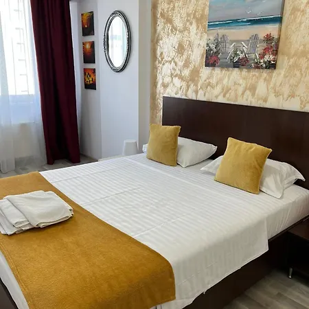 Daire Maria Summer Mamaia